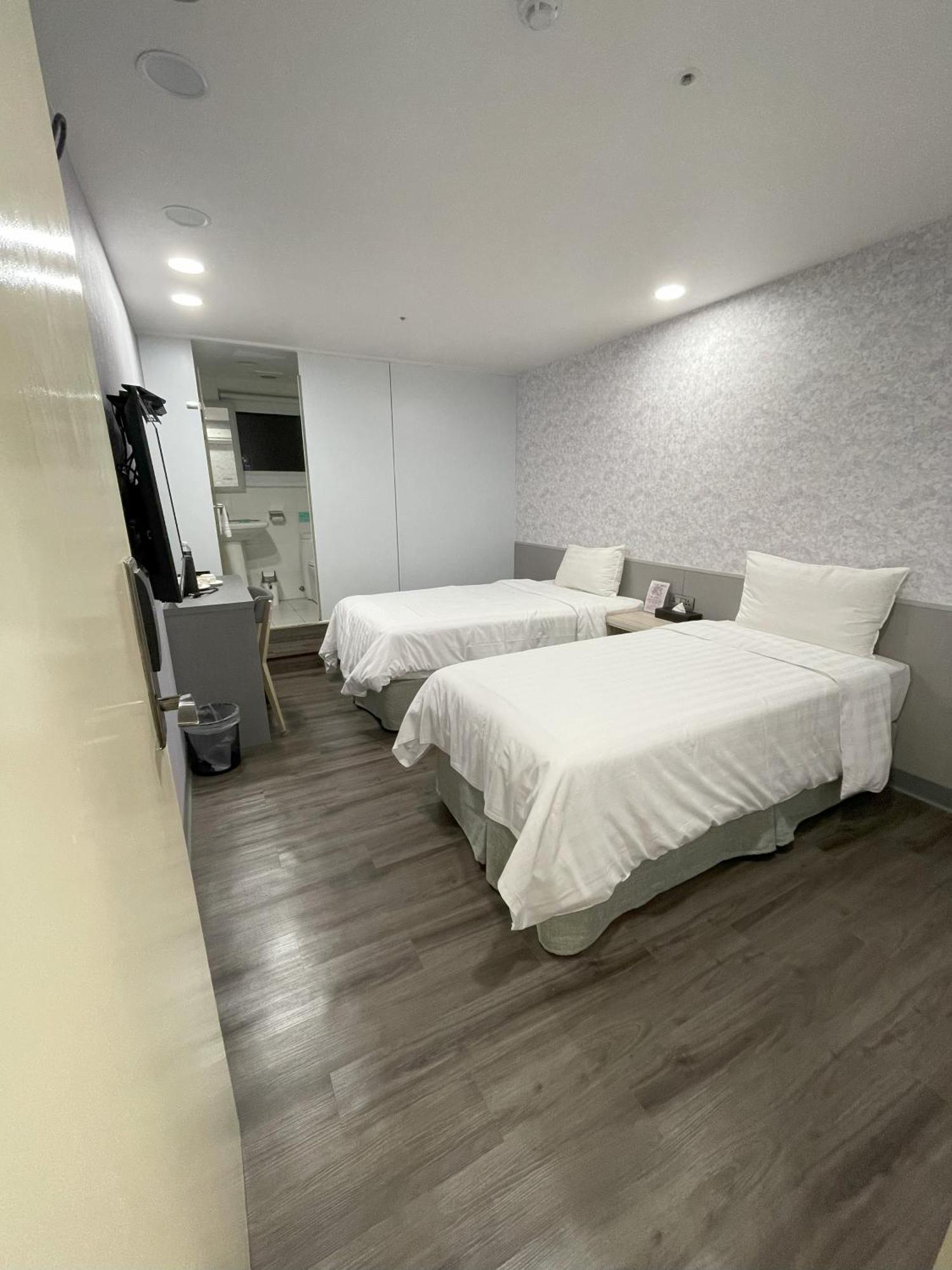 歐法行旅 O Fun Hotel Taipei Bagian luar foto