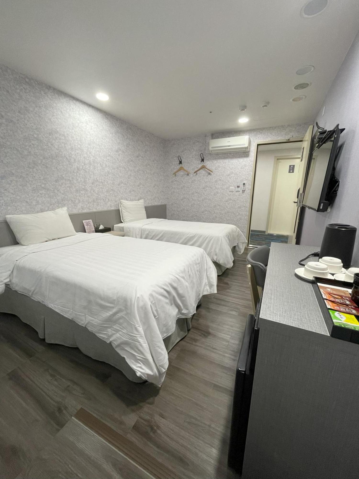 歐法行旅 O Fun Hotel Taipei Bagian luar foto